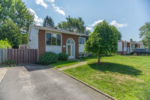 4205 Boul. Gaétan-Boucher  Longueuil (Saint-Hubert), QC J3Y 5W4