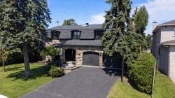 13291 Rue de Bristol  Montréal (Pierrefonds-Roxboro), QC H9A 2W3