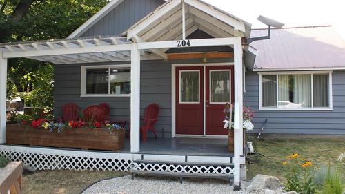 204A 5Th Avenue, Nakusp, BC - Outdoor With Deck Patio Veranda