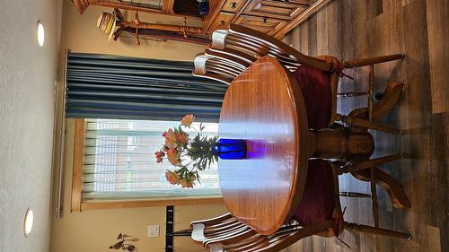 204A 5Th Avenue, Nakusp, BC - Indoor Photo Showing Other Room