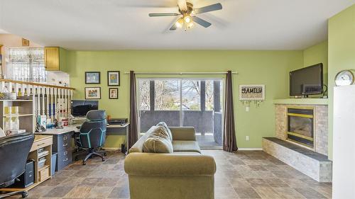 970 Maygard Road, Kelowna, BC - Indoor Photo Showing Other Room With Fireplace