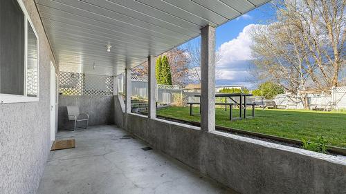 970 Maygard Road, Kelowna, BC - Outdoor With Deck Patio Veranda With Exterior