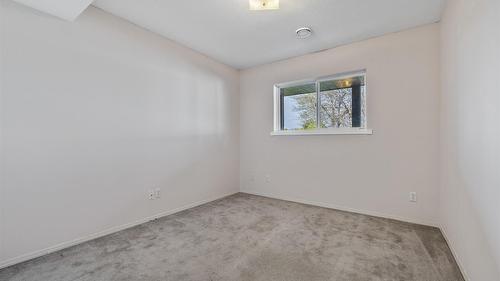 970 Maygard Road, Kelowna, BC - Indoor Photo Showing Other Room