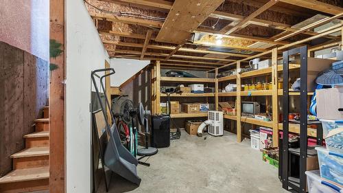970 Maygard Road, Kelowna, BC - Indoor Photo Showing Basement