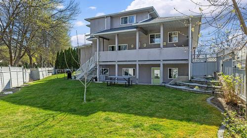 970 Maygard Road, Kelowna, BC - Outdoor With Balcony