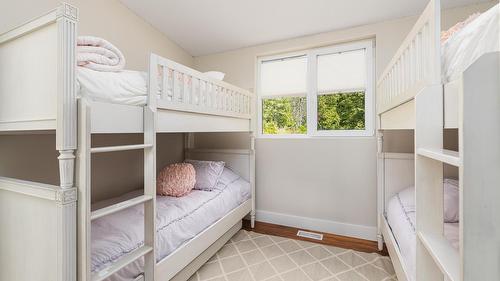 17246 Pilot Bay Road, Crawford Bay, BC - Indoor Photo Showing Other Room