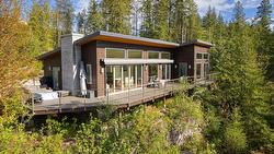 17246 Pilot Bay Road  Crawford Bay, BC V0B 1X0