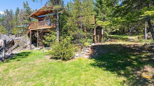 17246 Pilot Bay Road, Crawford Bay, BC - Outdoor