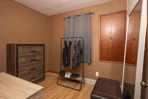 185 Empress St S, Thunder Bay, ON - Indoor