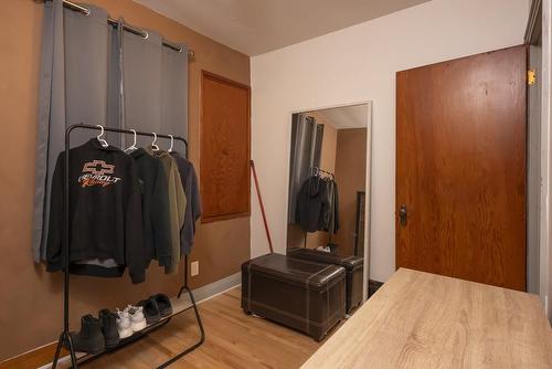 185 Empress St S, Thunder Bay, ON - Indoor Photo Showing Other Room