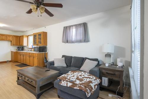 185 Empress St S, Thunder Bay, ON - Indoor Photo Showing Other Room