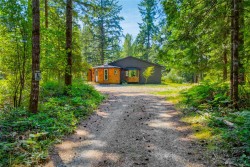 3569 MacAulay Rd  Black Creek, BC V9J 1E4