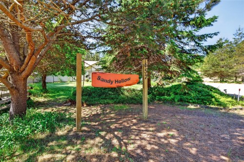657 Sierra Pines Rd, Comox, BC 
