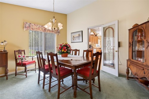 657 Sierra Pines Rd, Comox, BC 