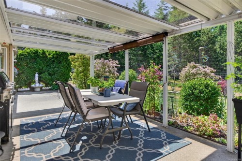 657 Sierra Pines Rd, Comox, BC 