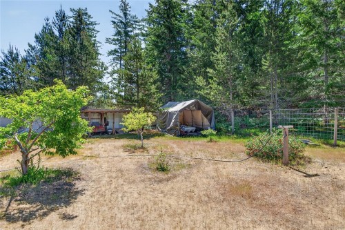 657 Sierra Pines Rd, Comox, BC 