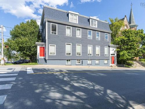 2 1187 Queen Street, Halifax Peninsula, NS - Outdoor