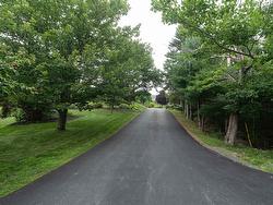 215 Westwood Boulevard Tantallon, NS B3Z 1N1