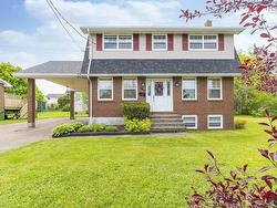140 Flagstone Drive  Dartmouth, NS B2V 1Z8
