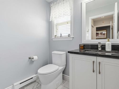 190 Southampton Drive, Cole Harbour, NS - Indoor Photo Showing Bathroom