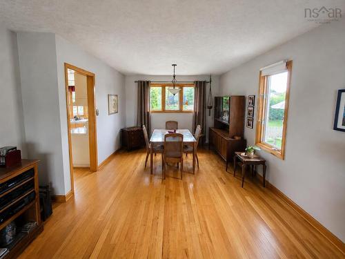 26 Elwin Crescent, Dartmouth, NS - Indoor