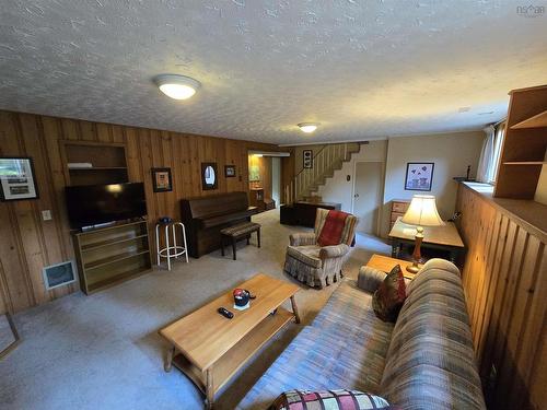 26 Elwin Crescent, Dartmouth, NS - Indoor Photo Showing Living Room