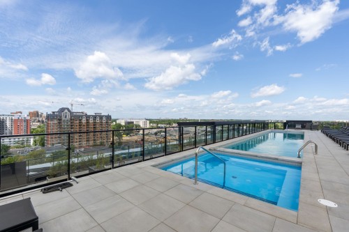Pool - 713A-3045 Boul. De L'Assomption, Montréal (Mercier/Hochelaga-Maisonneuve), QC - Outdoor With In Ground Pool With View