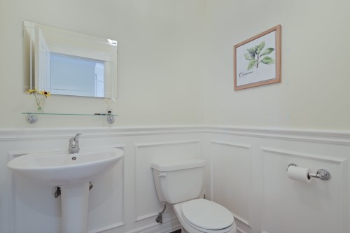 Salle d'eau - 323 Rue James-Shaw, Beaconsfield, QC - Indoor Photo Showing Bathroom