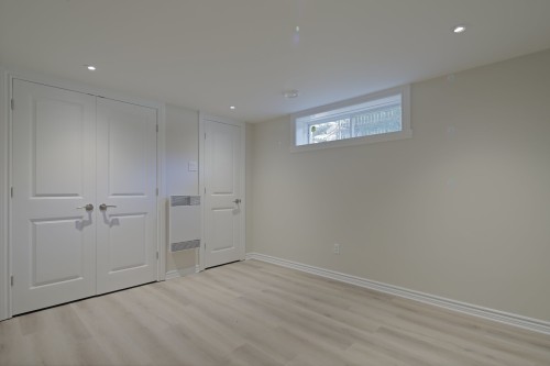 Chambre à coucher - 323 Rue James-Shaw, Beaconsfield, QC - Indoor Photo Showing Other Room