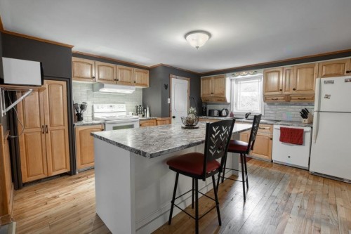 Cuisine - 3 Rue Girard, Saint-André-D'Argenteuil, QC - Indoor Photo Showing Kitchen