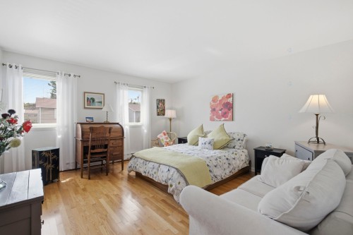 Chambre à coucher - 33 Av. Portway, Pointe-Claire, QC - Indoor Photo Showing Bedroom