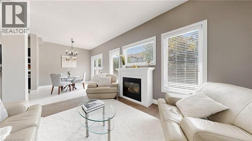 18 SPENCER Crescent  Guelph, ON N1L 1M2