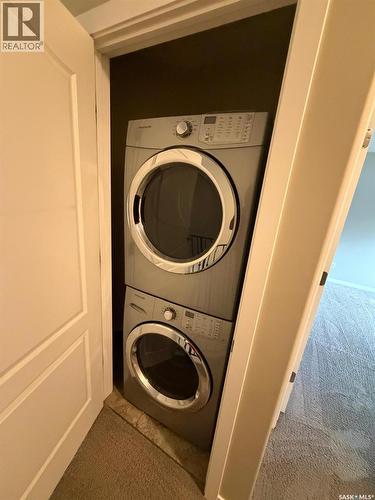 604 3440 Avonhurst Drive, Regina, SK - Indoor Photo Showing Laundry Room