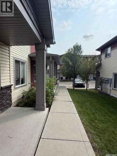 604 3440 Avonhurst Drive, Regina, SK - Outdoor