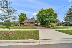 478 GREENFIELD Avenue  Kitchener, ON N2C 1G1