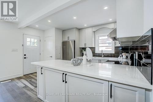 609 Mortimer Avenue, Toronto, ON - Indoor Photo Showing Kitchen