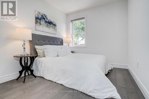 609 Mortimer Avenue, Toronto, ON - Indoor Photo Showing Bedroom