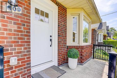 609 Mortimer Avenue, Toronto, ON - Outdoor With Exterior