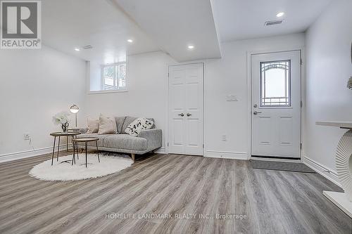 609 Mortimer Avenue, Toronto, ON - Indoor
