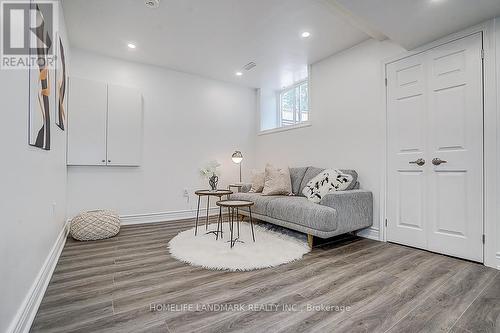 609 Mortimer Avenue, Toronto, ON - Indoor Photo Showing Other Room