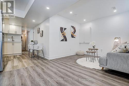 609 Mortimer Avenue, Toronto, ON - Indoor