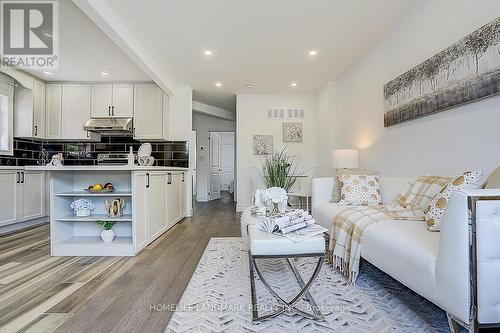 609 Mortimer Avenue, Toronto, ON - Indoor