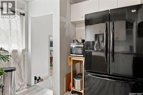 421 Y Avenue S, Saskatoon, SK - Indoor Photo Showing Kitchen