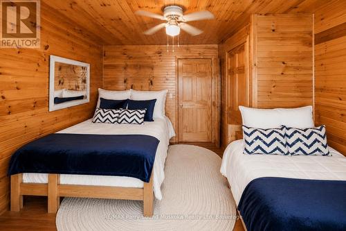 587 Centre Road, Mckellar, ON - Indoor Photo Showing Bedroom