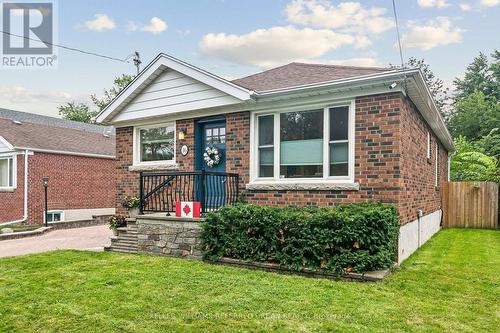 36 Vernadale Crescent, Toronto, ON - Outdoor