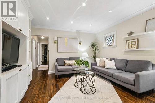 36 Vernadale Crescent, Toronto, ON - Indoor Photo Showing Living Room