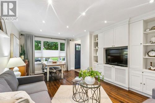 36 Vernadale Crescent, Toronto, ON - Indoor Photo Showing Living Room