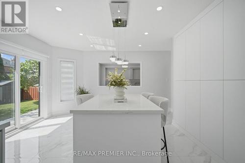 95 Hudson Drive, Vaughan, ON - Indoor