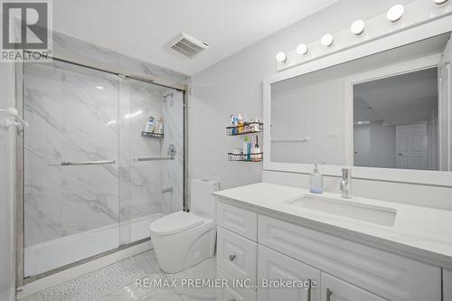 95 Hudson Drive, Vaughan, ON - Indoor Photo Showing Bathroom