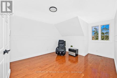 1692 Baymill Court, Mississauga, ON - Indoor Photo Showing Other Room